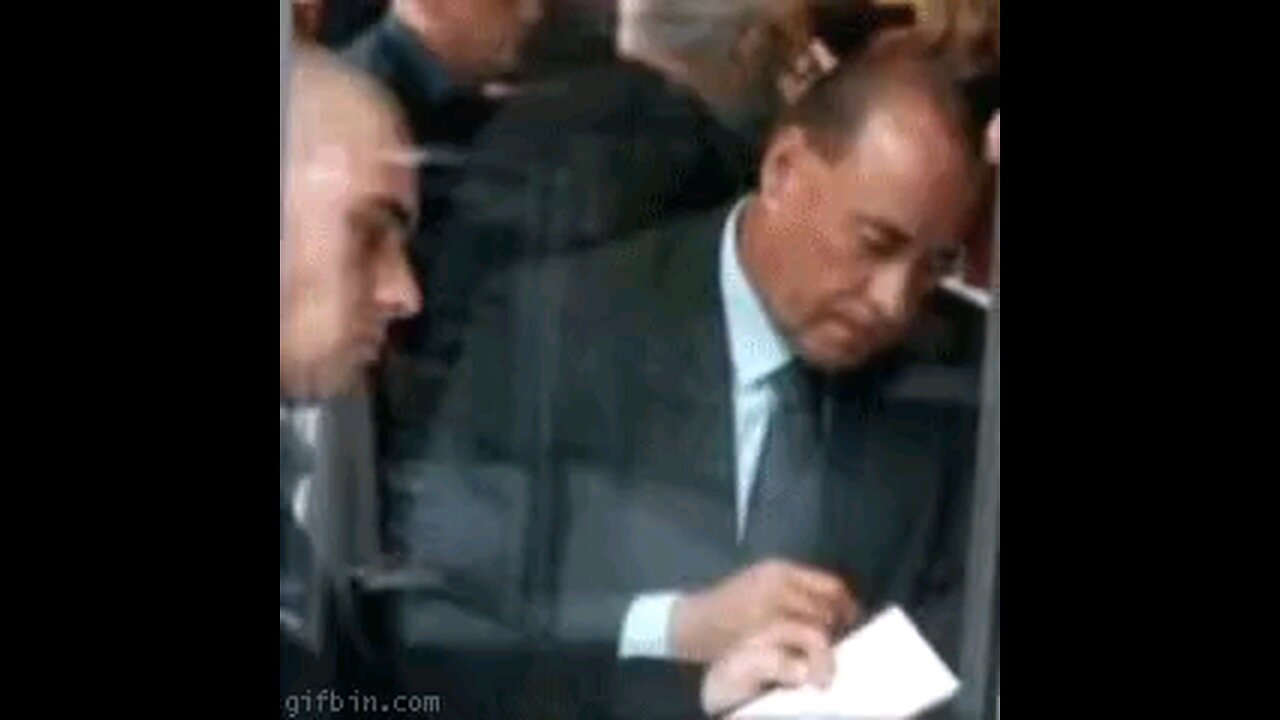 ITALIES PRIME MINISTER SILVIO BERLUSCONI LOVES A EXPRESSO CHASER