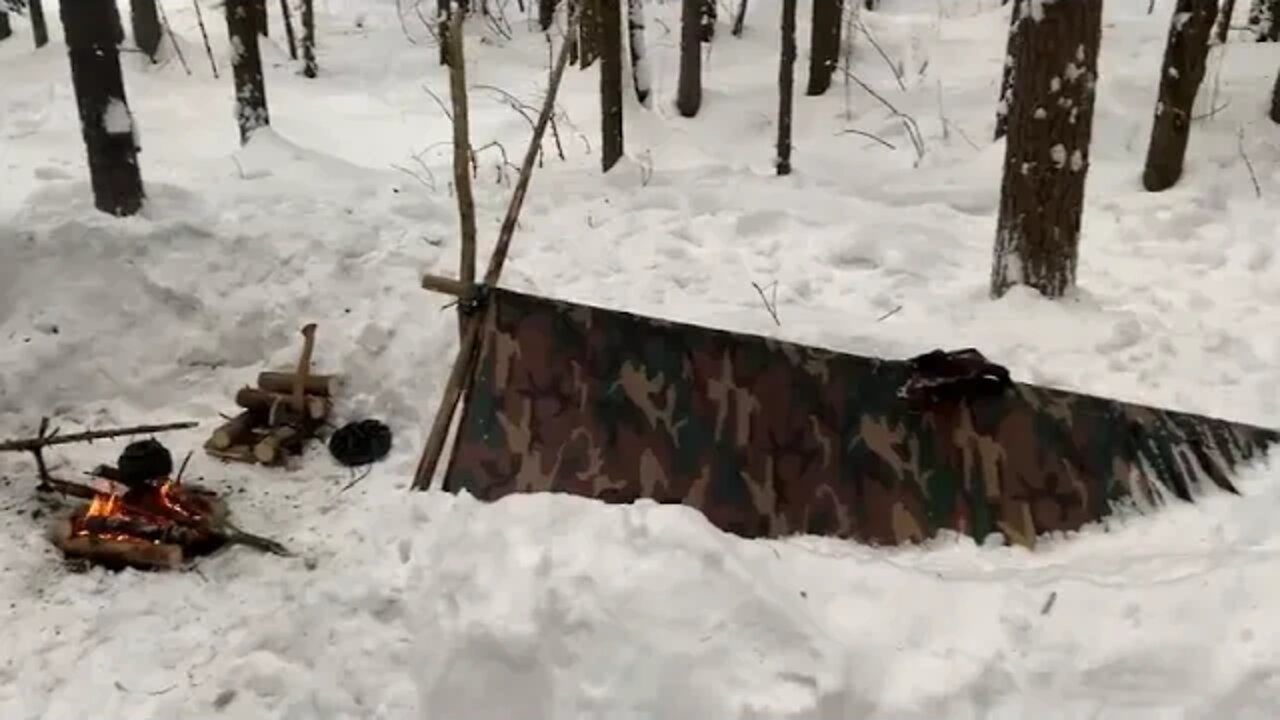 SOLO ~ Two ~ Days ~ WINTER ~ BUSHCRAFT ~ Camp ~ ~ Shelter ~ in ~ Snowfall ~ ~ Lavvu ~ Poncho ~