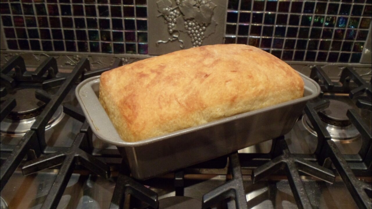 No-Knead Classic White Bread Baked in a Bread Pan