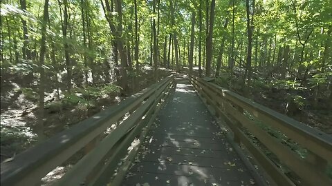 Scenic bike ride along the Fox River