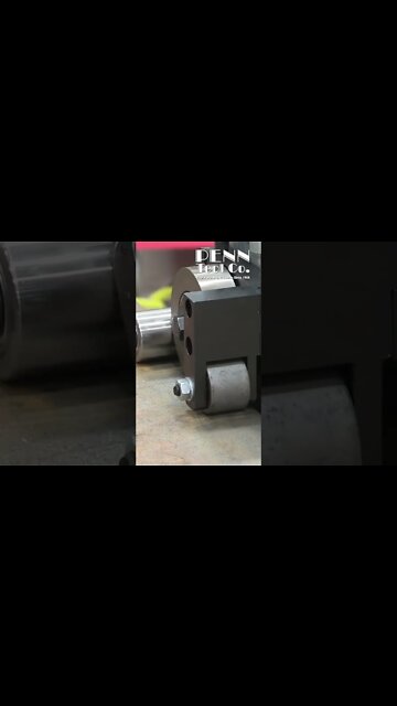 Using a plate beveling machine