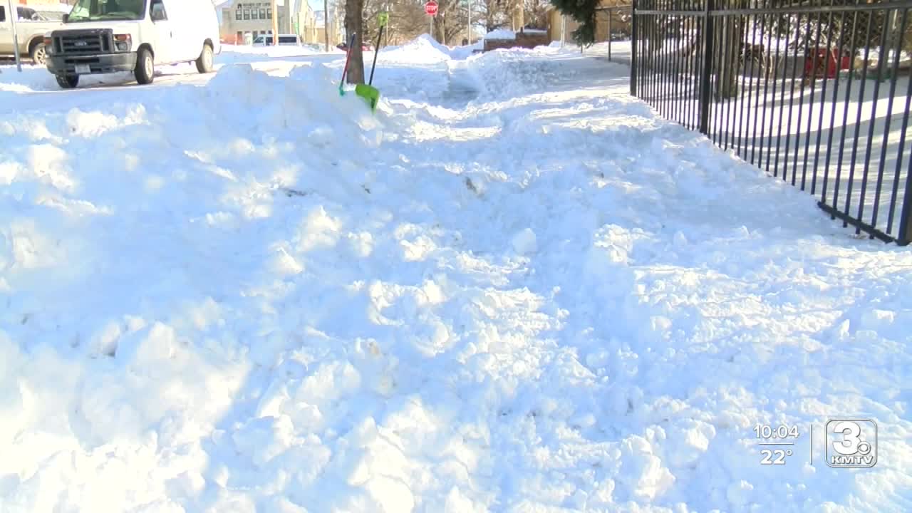 Snowstorm wallops Omaha, surrounding areas