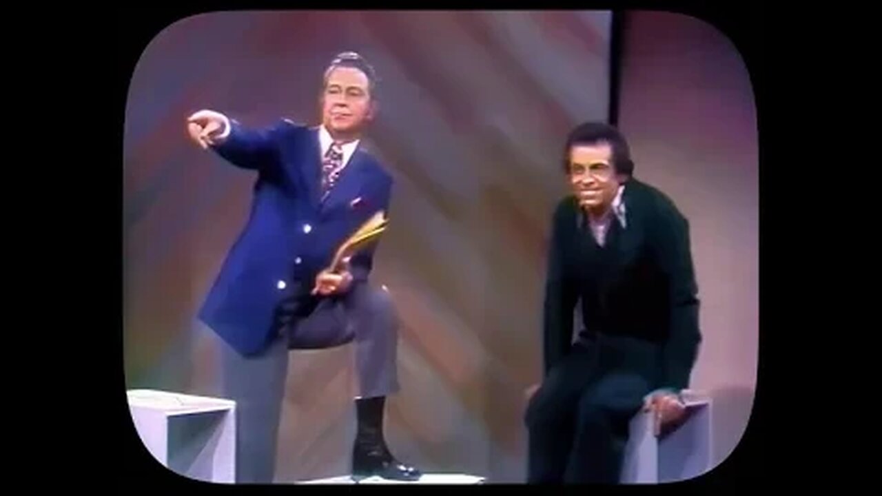 Mort Sahl Fights with George Putnam on Live TV