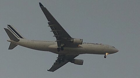 Airbus A330-300 F-GZCF en provenance de Paris à Fortaleza