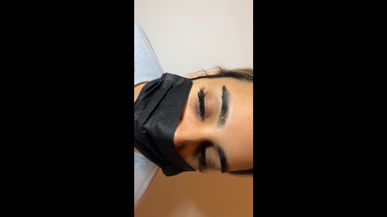 Eyelash extentions yyc