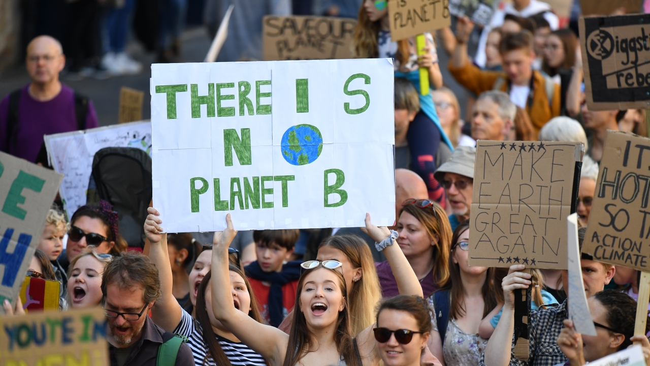 Global Climate Strike Kicks Off In Australia, Thailand And New Zealand