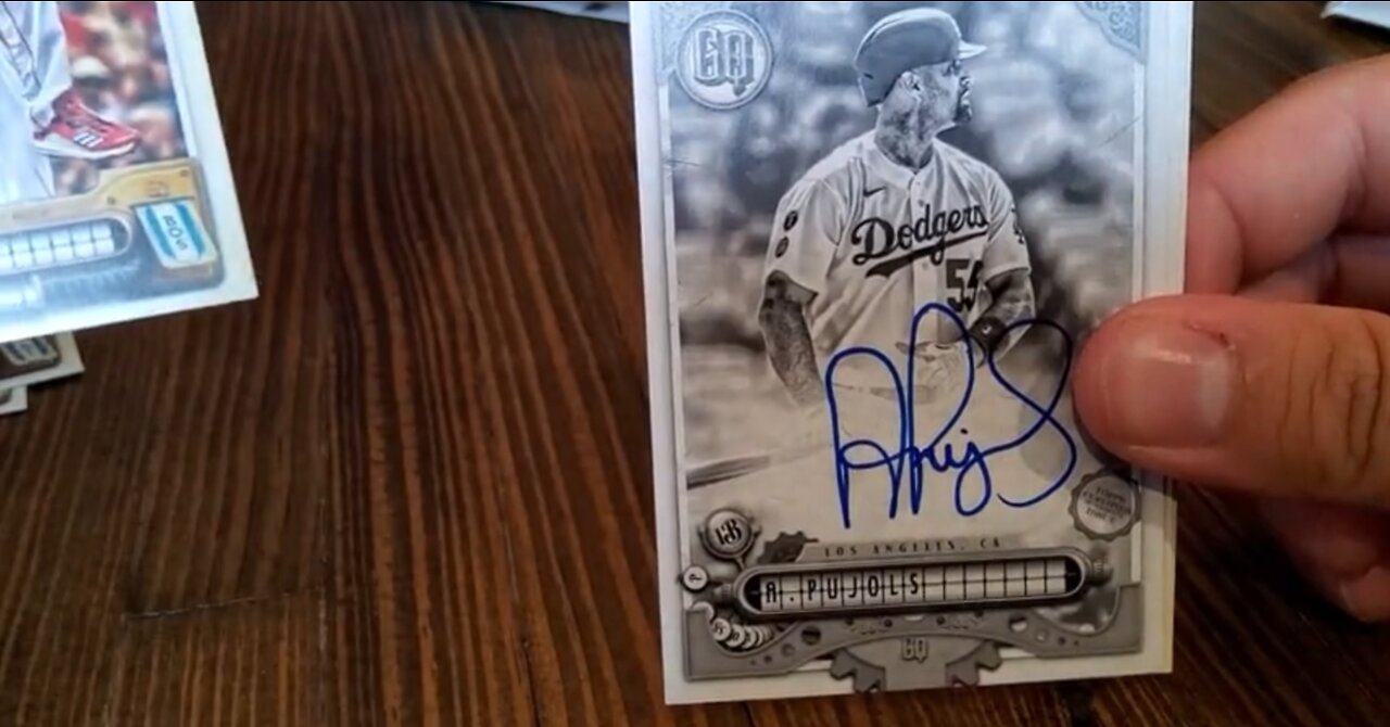 Two Pack Tuesdays - Ep. 24 - 2022 MLB Gypsy Queen - Incredible RARE $$$ Future HOF Autograph Pulled!