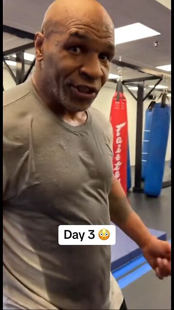 🥊 Mike Tyson is still the scariest human on Earth!