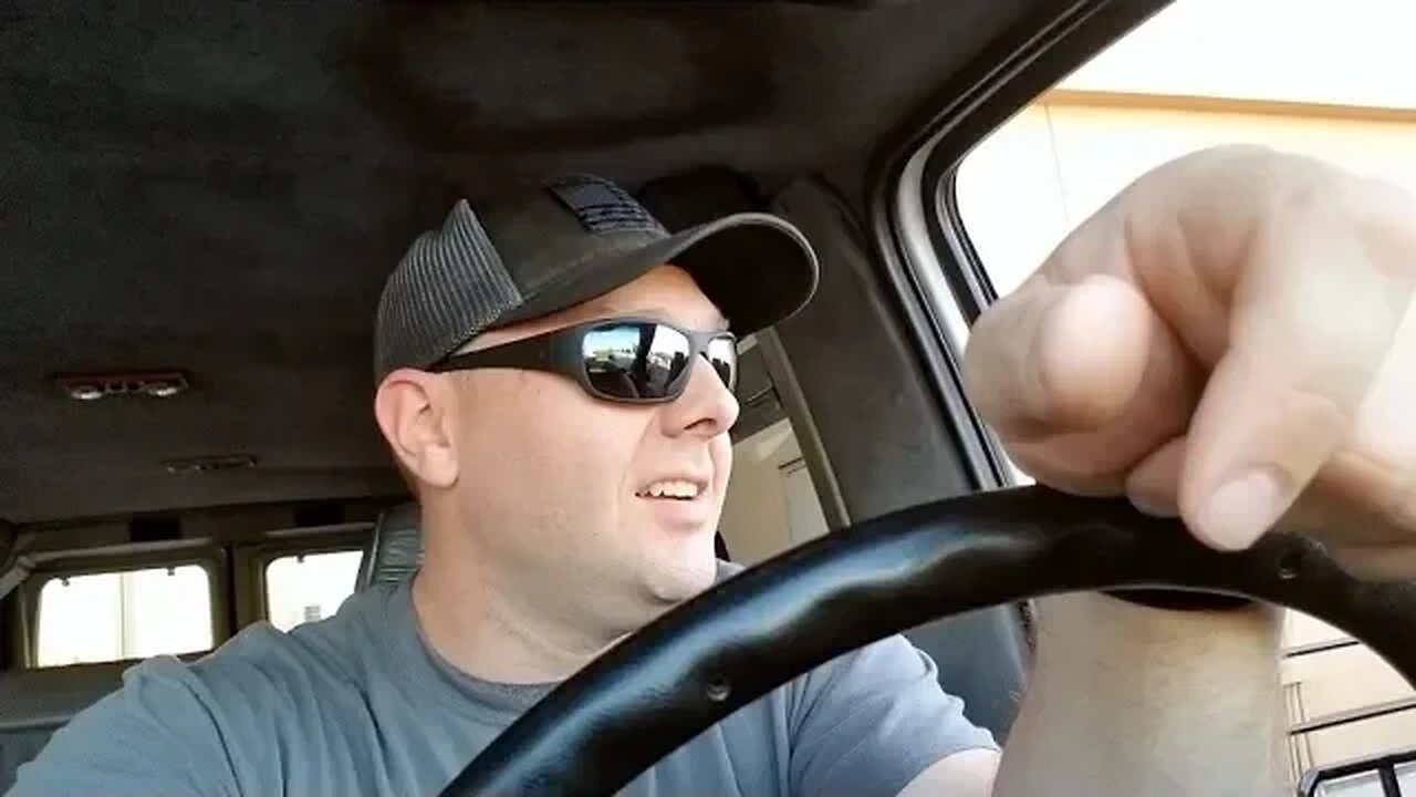 VLOG 332: errands & secret sidewalks