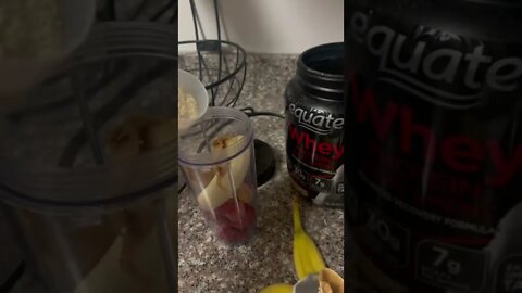 Summer smoothy! Video By taimariaye #Shorts