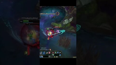 Nilah EZ Triple Kill! League of Legends (Clip)