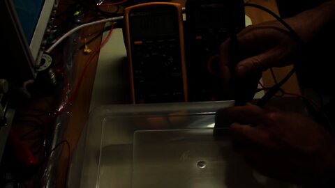 EEVblog #78 - Fenix LD01 LED Keychain Flashlight And Victorinox Minichamp Review