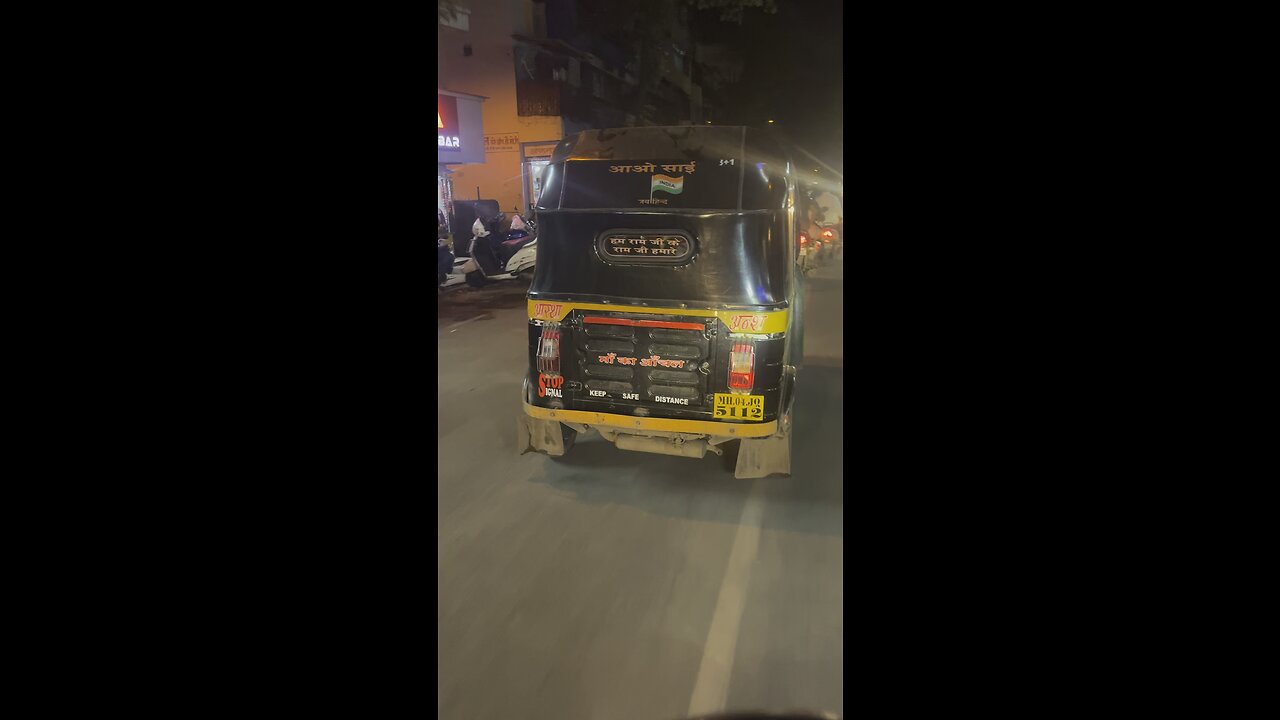 Indian streets | god’s name on the back of rickshaw