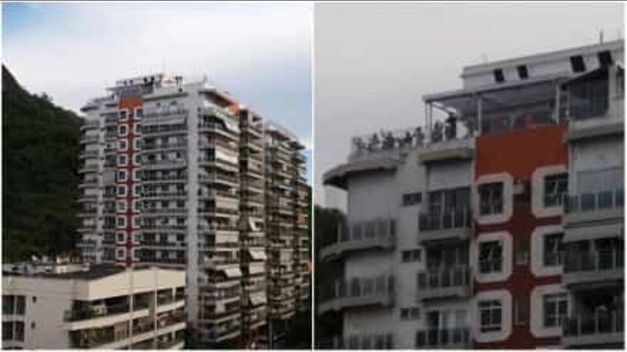 アパートのバルコニーでの感動的なオペラ実演