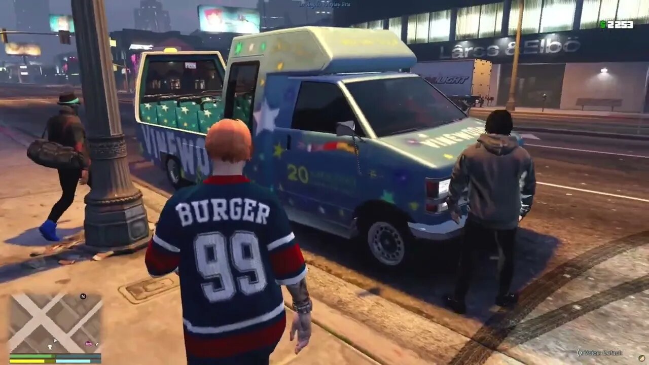 Selling a stolen vehicle in GTA RP