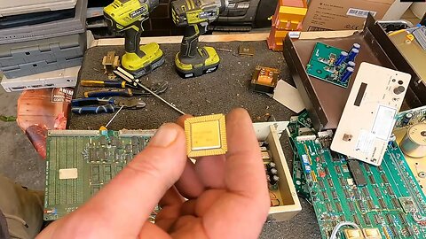Scrap Session Oddball Vintage & Rant