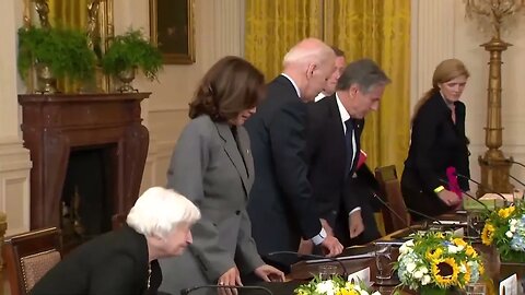 Biden Answers Question For Zelenskyy, Says "No Alternative" To Ukraine Aid Passing Congress