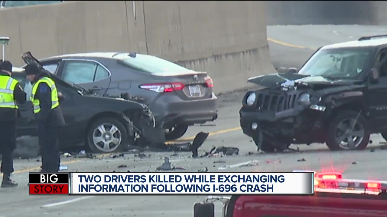 2 dead after getting hit by oncoming traffic on I-696 while exchanging information following crash