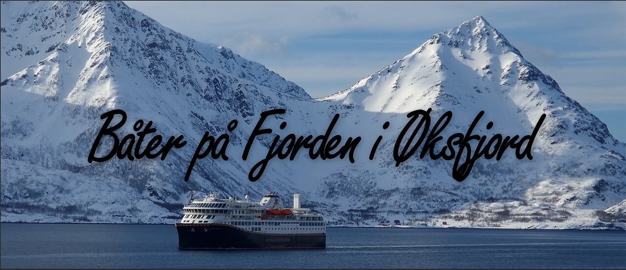 Båter på Fjorden i Øksfjord