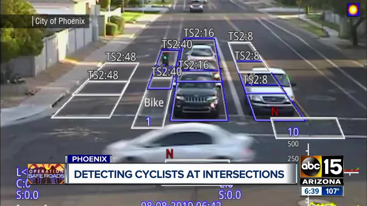 Phoenix researching ways to allow bicyclists to trigger traffic lights
