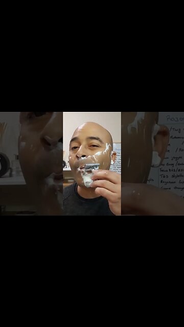 ASMR Merkur 37C HD Singing fast. SO SATISFYING 💈🔊🪒💈#asmr #shavingproducts #safetyrazor #satisfying