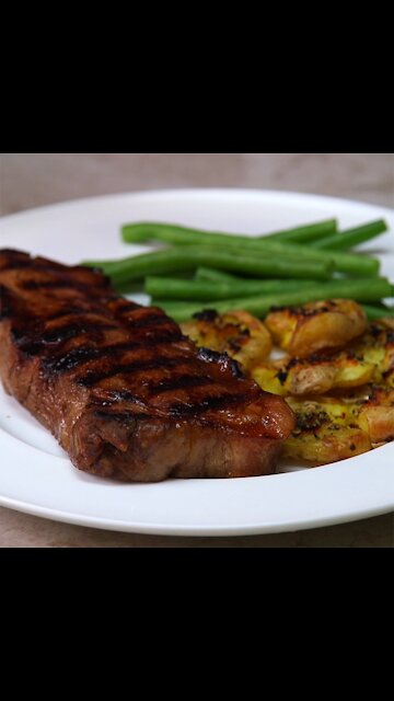 Bourbon Coke Steaks with Garlic Mashed Potatoes [GMG Originals]