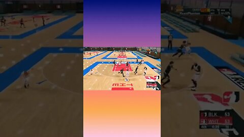 He Did Not See That Coming!!!!!💪💪💪#shorts #basketball #2k #youtube