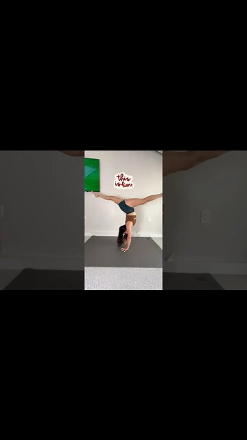 DAY 2 Split Handstand. Must try entrance 🏹