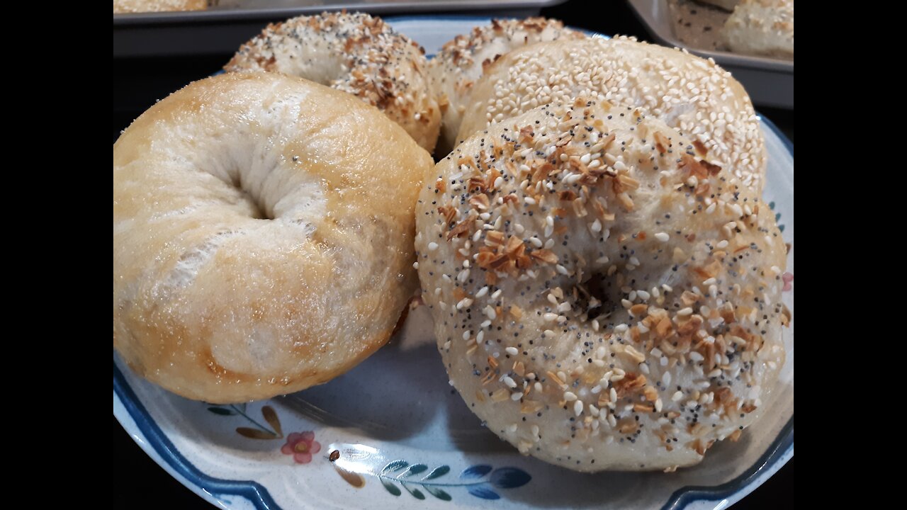 Chewy Crunchy Best Bagels Ever!