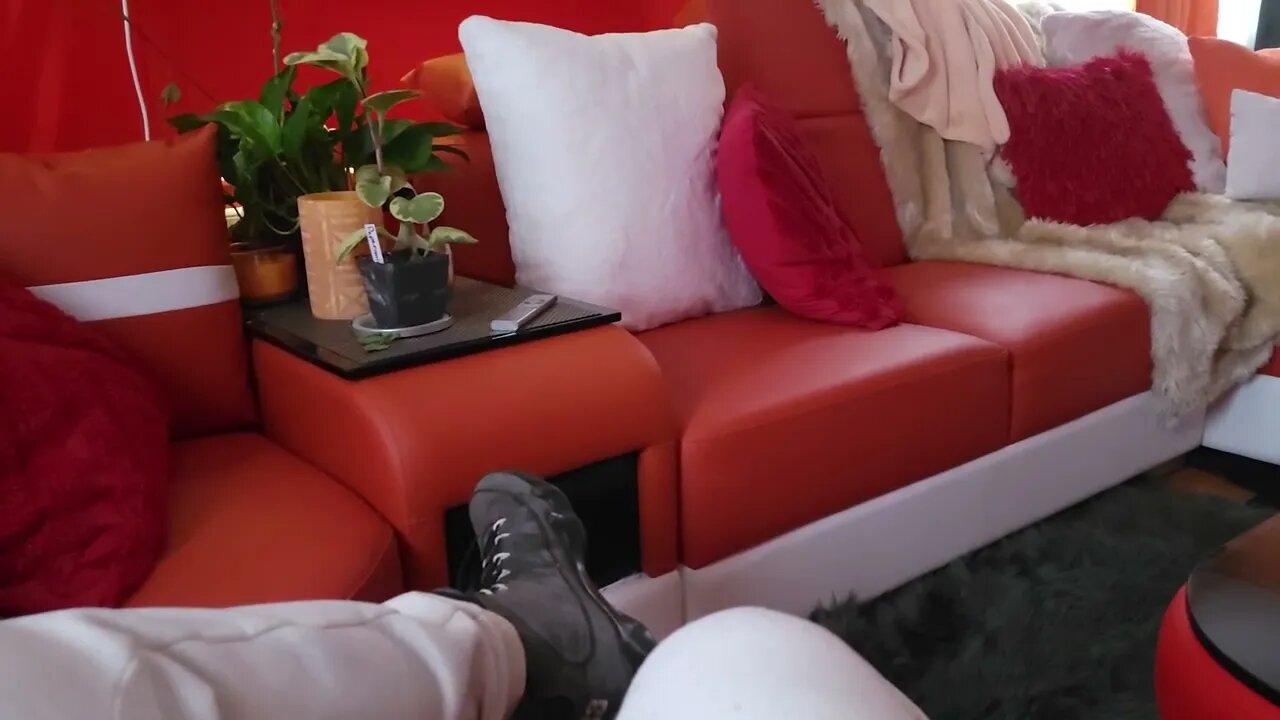 RESIDENT EVIL 4 REMAKE XBOX SERIES X VS PS5!