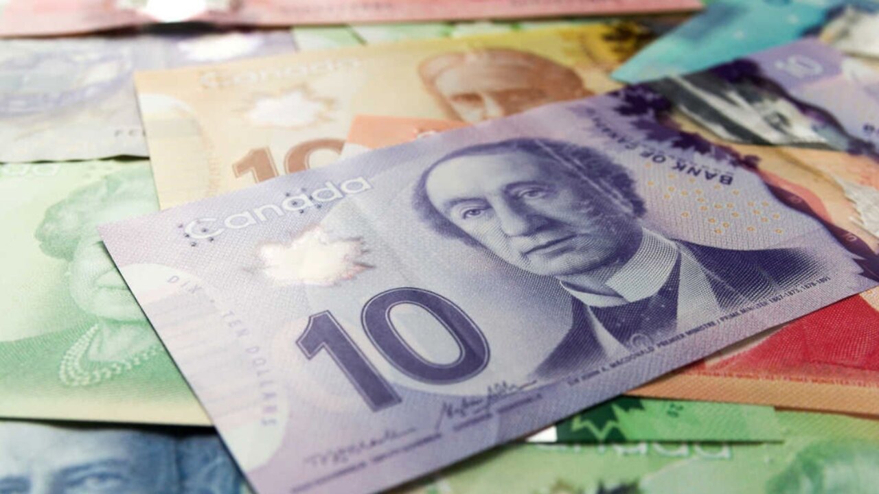 Tu pourrais avoir des centaines de dollars de l'Agence du revenu du Canada non encaissés