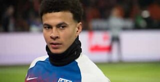 Un fan des Spurs filme Dele Alli furieux !