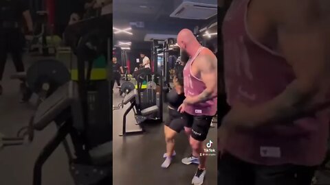 WTF 💀😹 #viral #trending #youtubeshorts #shorts #music #tiktok #fun #funny #funnyvideo #gym #weight