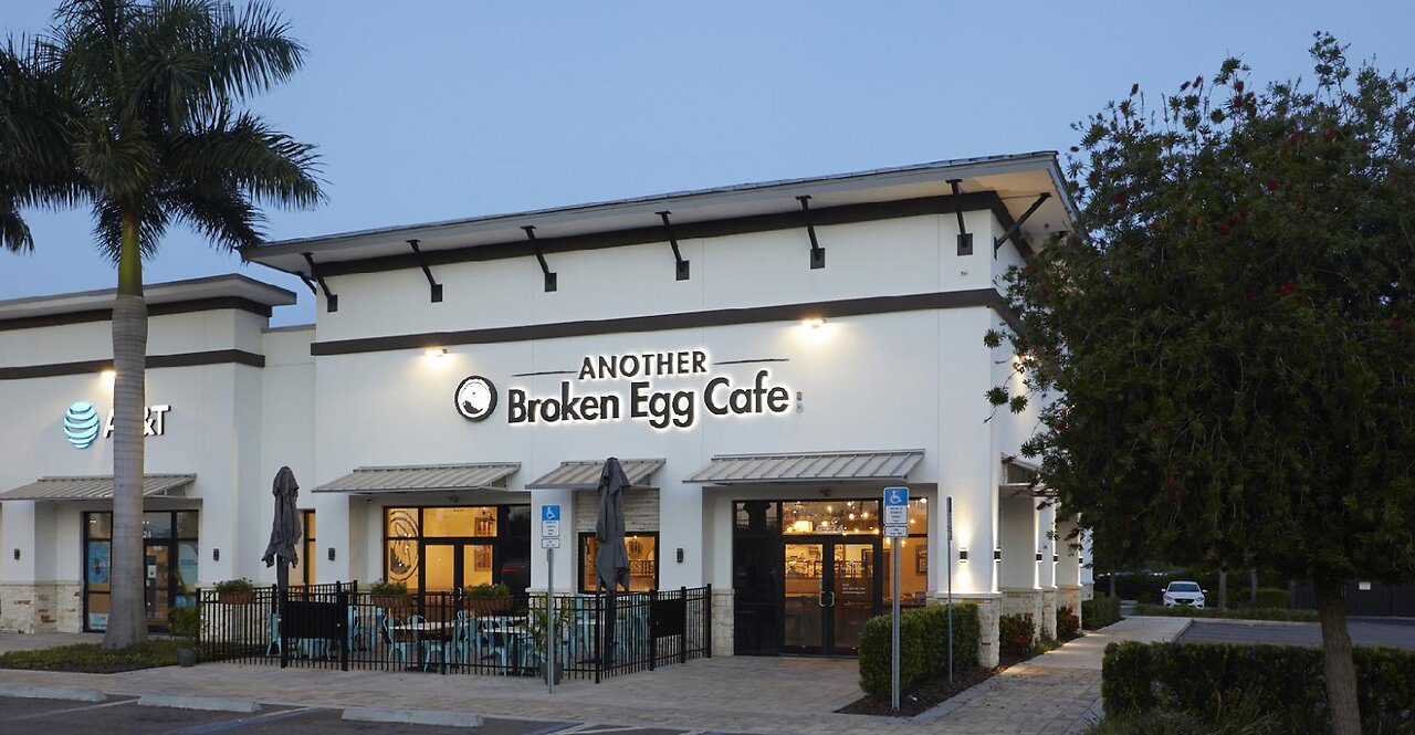 Get A Preview Of Another Broken Egg Restaurant!