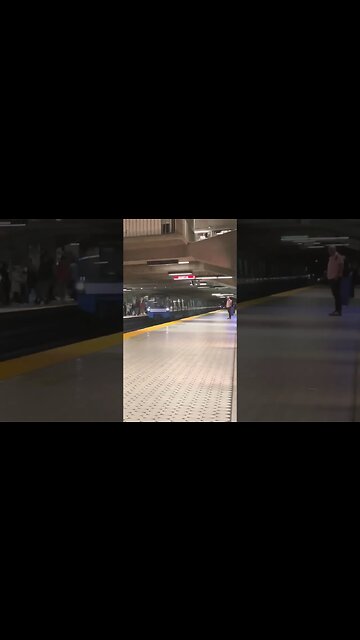 Stunned metro Montréal entrance #viralvideo #train #montreal #traintravel #travel #metro