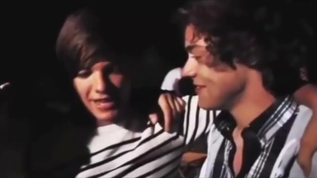 Larry Stylinson and their soft touches