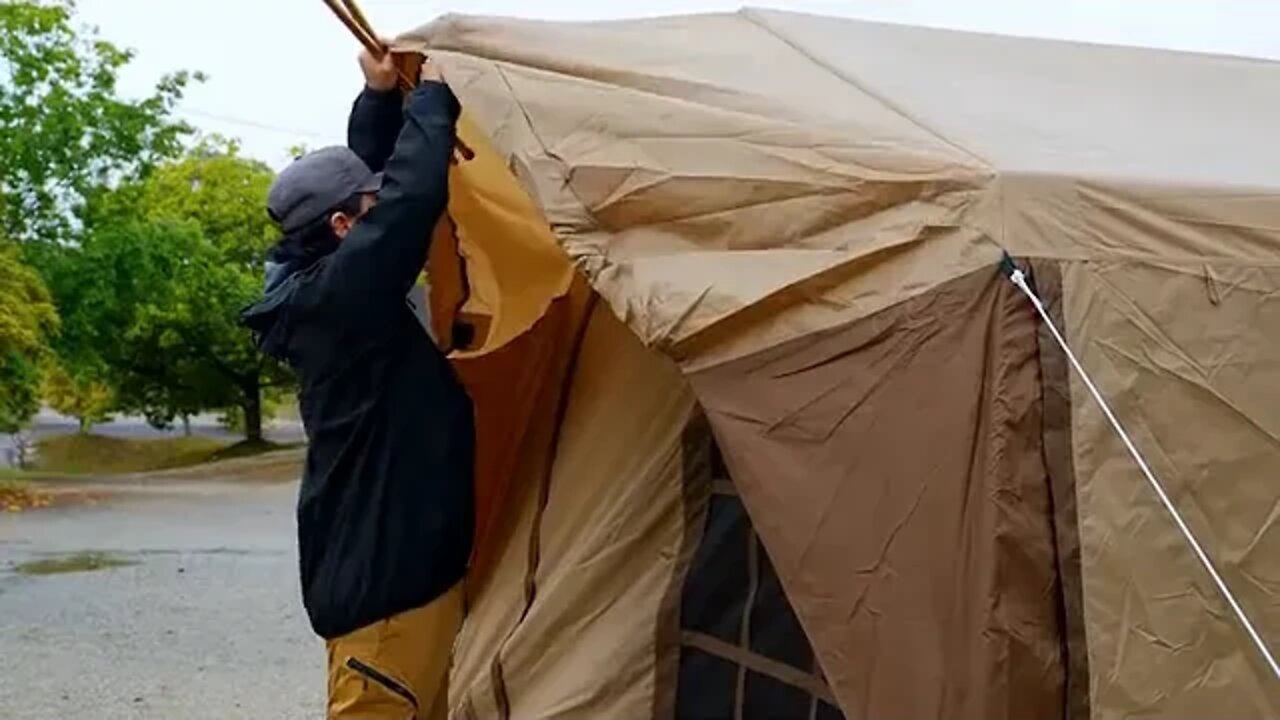 Healing in the Rain RV Camping Family Version Outdoor camping in Japan, cooking beef, cabbage, ca