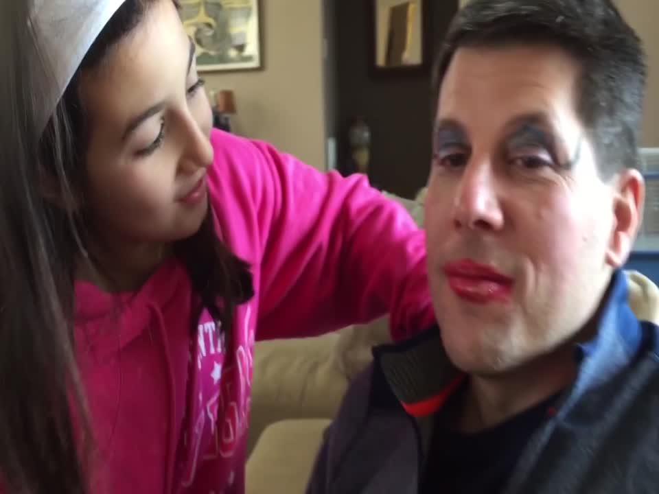 Girl Explains the Makeover she Gave her Dad