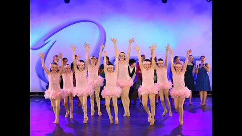 "Singin' In The Rain" - Southern Oregon Dance Center (aka All That Jazz Dance Studio) - 2017