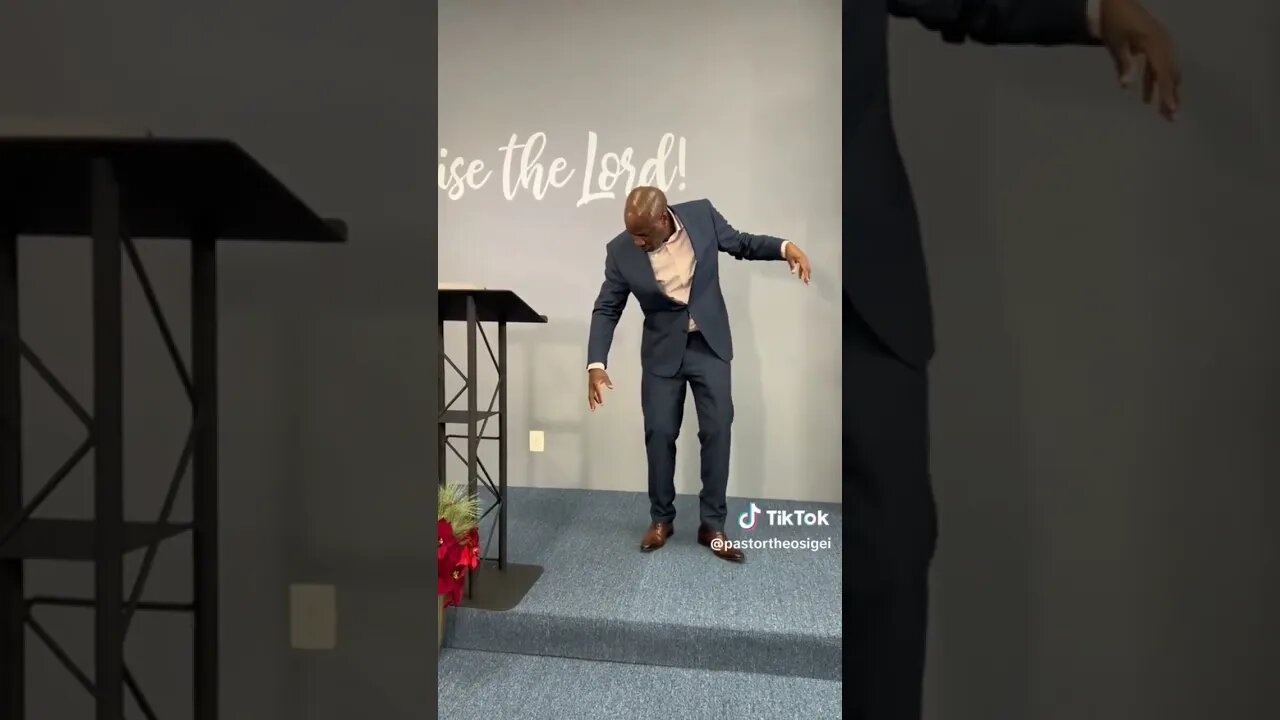 Pastor Moves