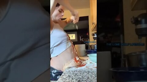 Women will do anything for attention, including using her sagging excess skin to make a pizza.