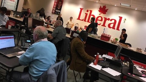 Peter Schiefke et son équipe se préparent pour la soirée électorale