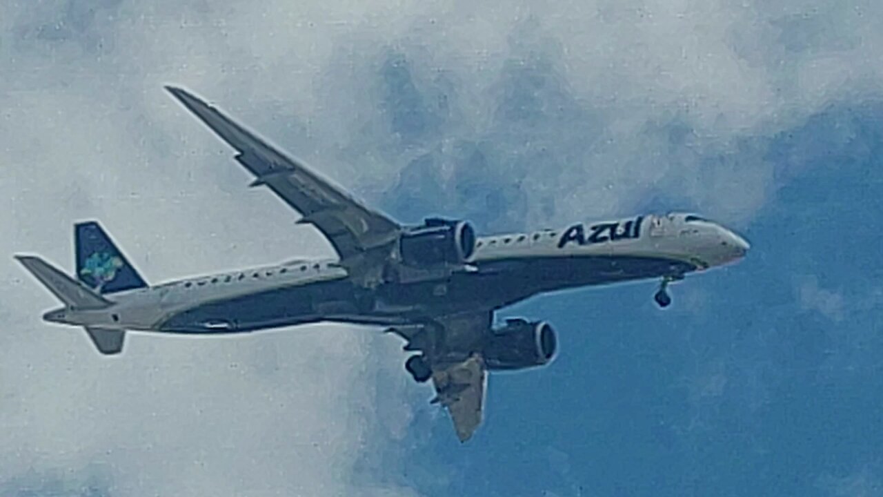 Embraer 195 E2 PS-AEV coming from Recife to Fortaleza