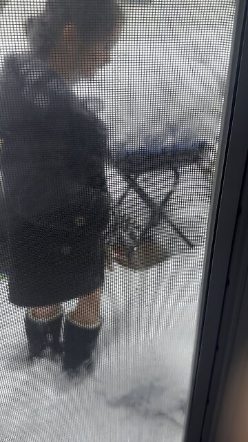 1 16 24 olive in snow