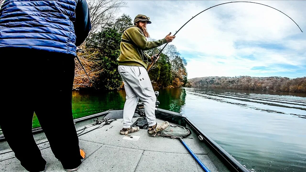 Crankbait Fishing for Early Winter Bass!