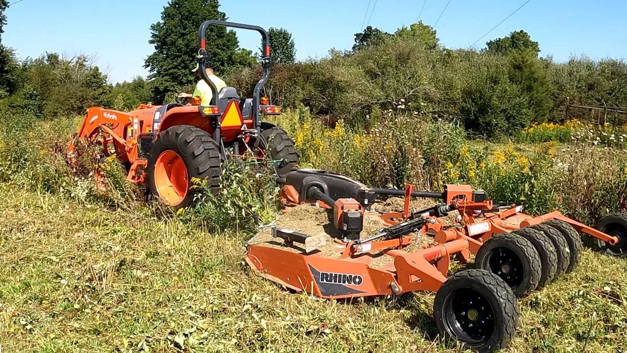 Does it work? Kubota L4060 vs. RhinoAg TS10 Flexwing Mower.