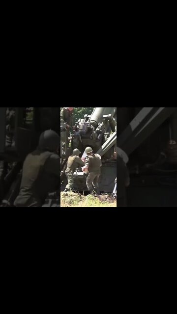 Huge artillery mount 203mm