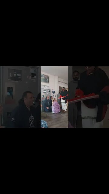 Guruji a atirar dádivas, Maio 2022