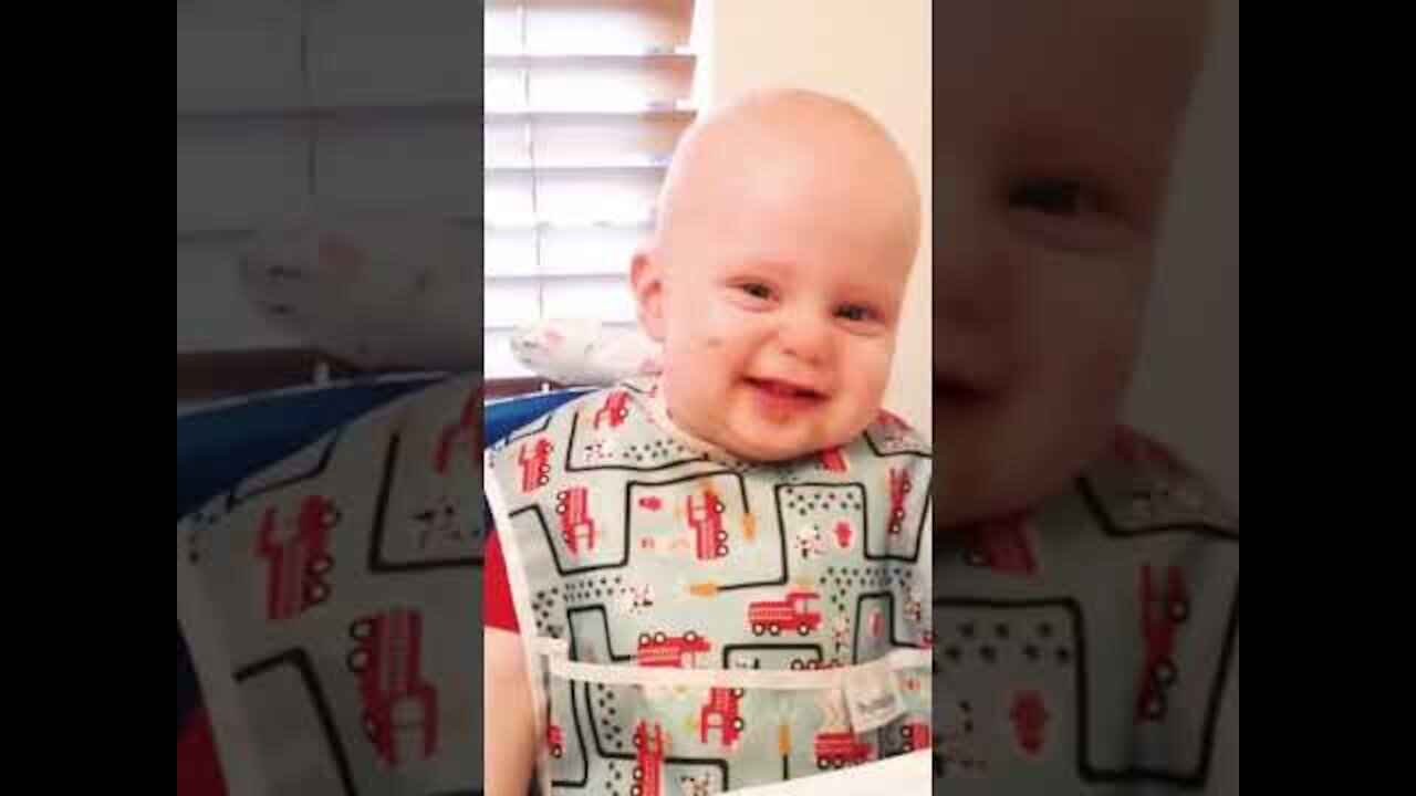 Funny Baby Videos eating fruits