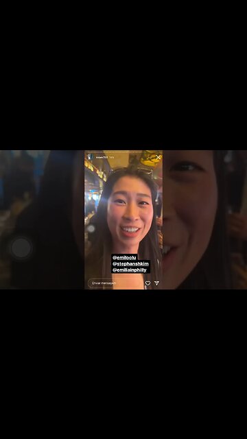 Raiam abordando mulher em e evento | Raiam Santos